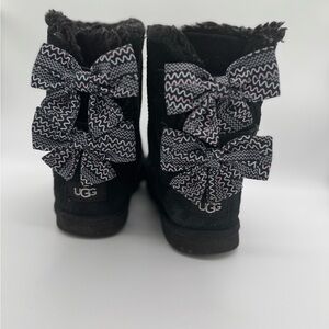 UGG Bailey Bow Leopard Black Boots